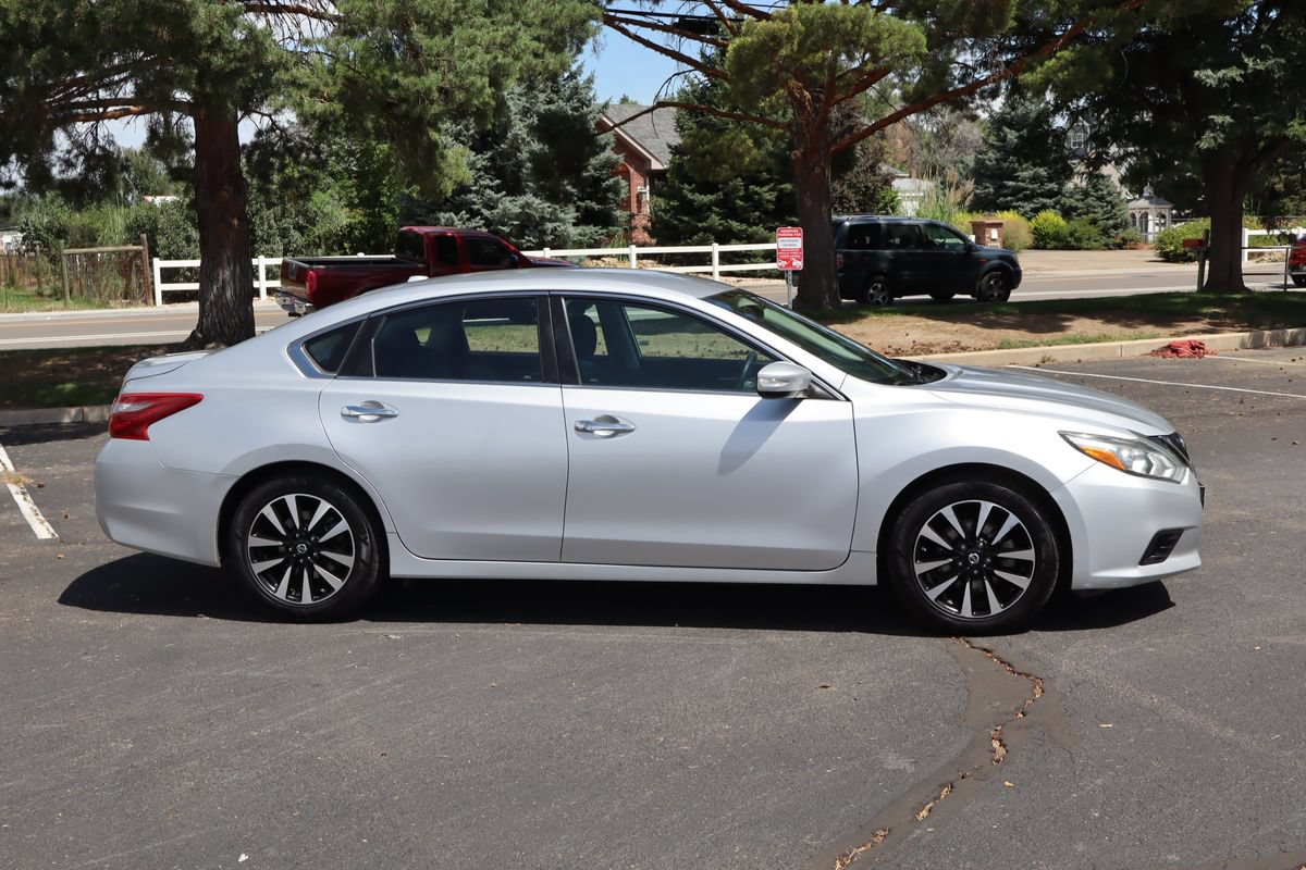 Used 2018 Nissan Altima 2.5 SL FWD image 3