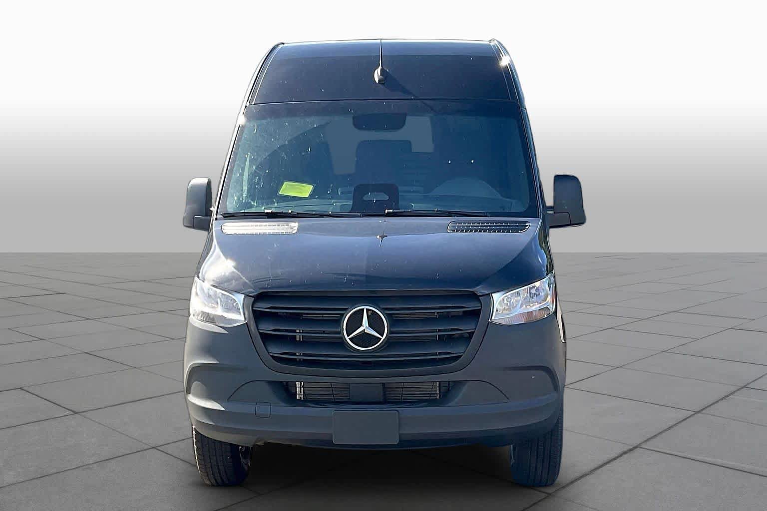 New 2026 Mercedes-Benz Sprinter 2500 image 2