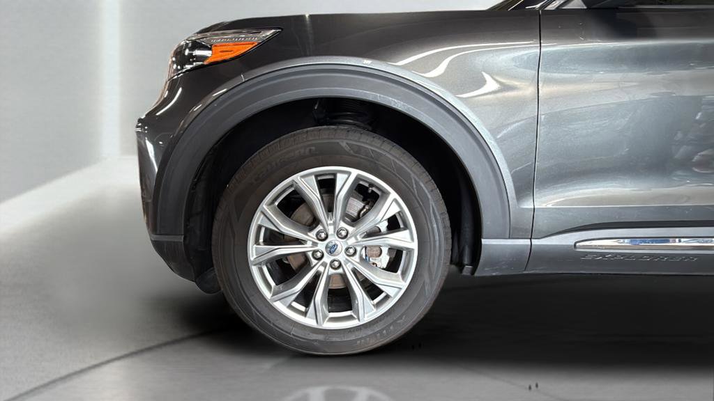 Used 2020 Ford Explorer Limited image 28