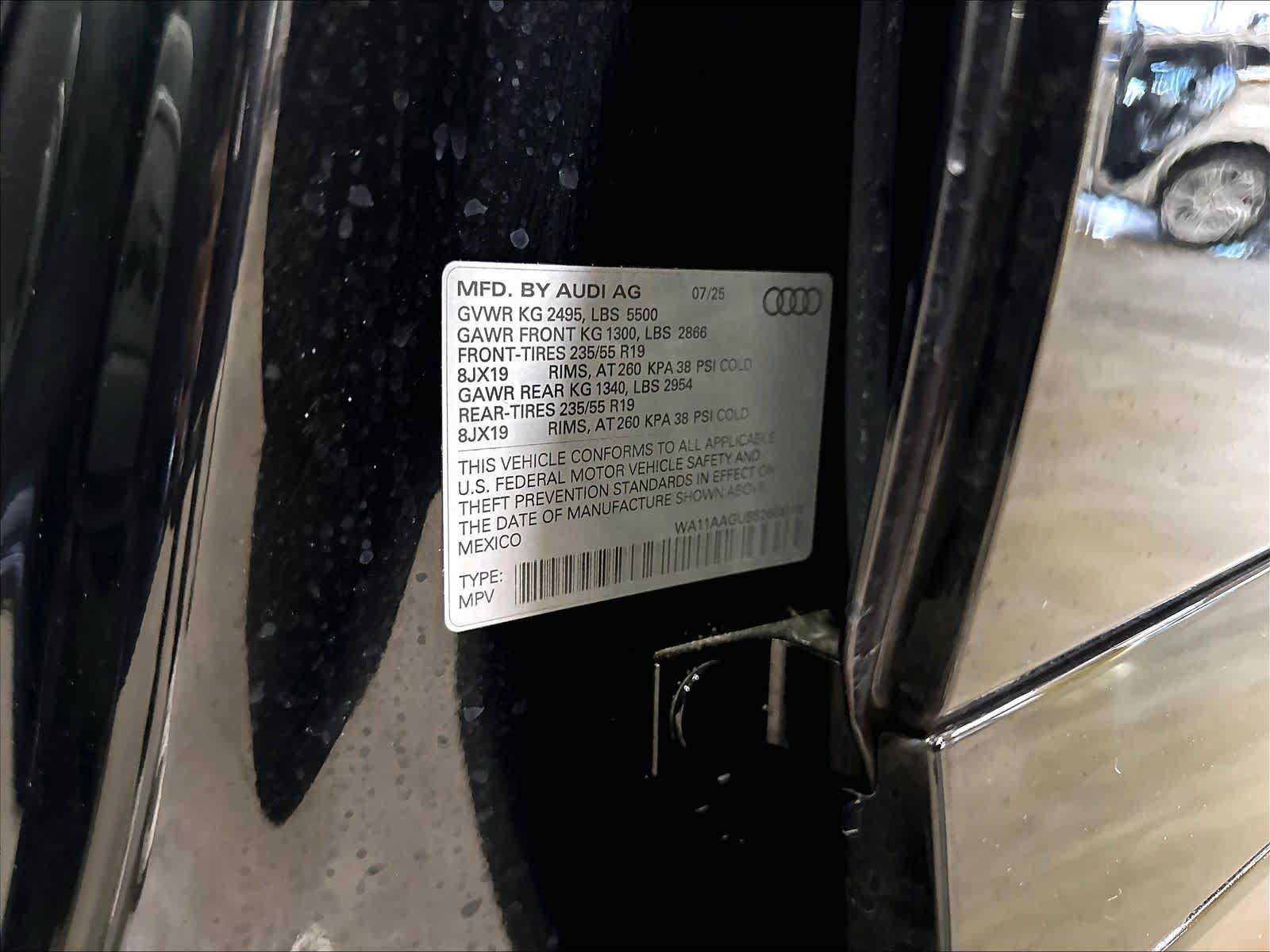 Certified 2025 Audi Q5 Premium w/ Convenience Package AWD/4WD image 36