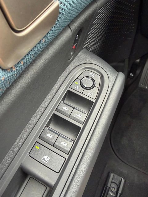 Used 2025 MINI Cooper Countryman S image 17