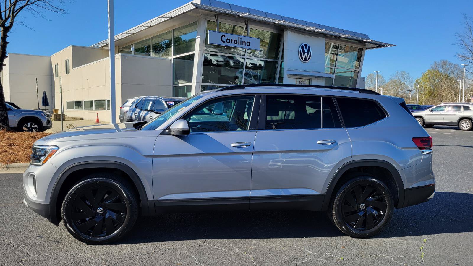 New 2026 Volkswagen Atlas SE AWD/4WD image 3