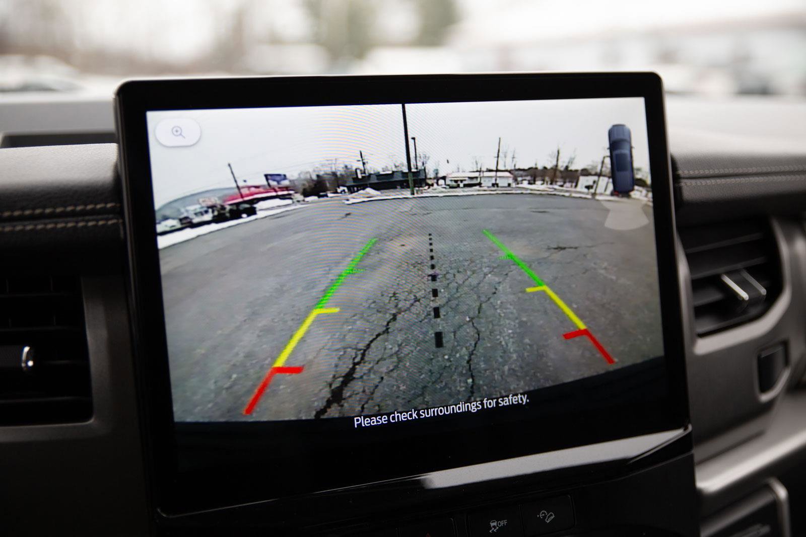 Used 2024 Ford Expedition XLT image 10