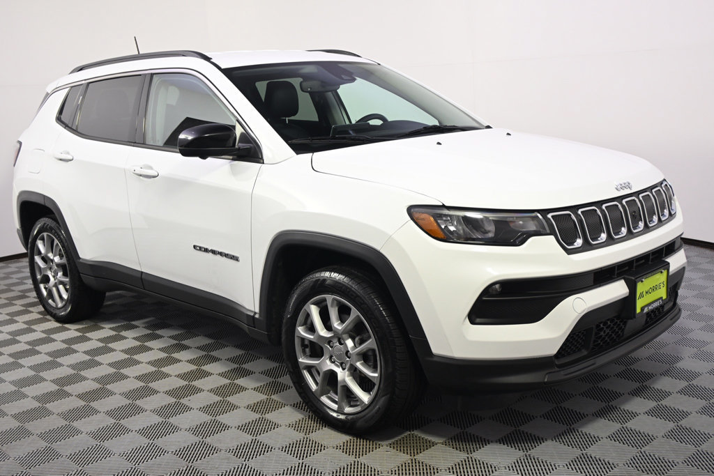 Used 2022 Jeep Compass Latitude AWD/4WD image 8