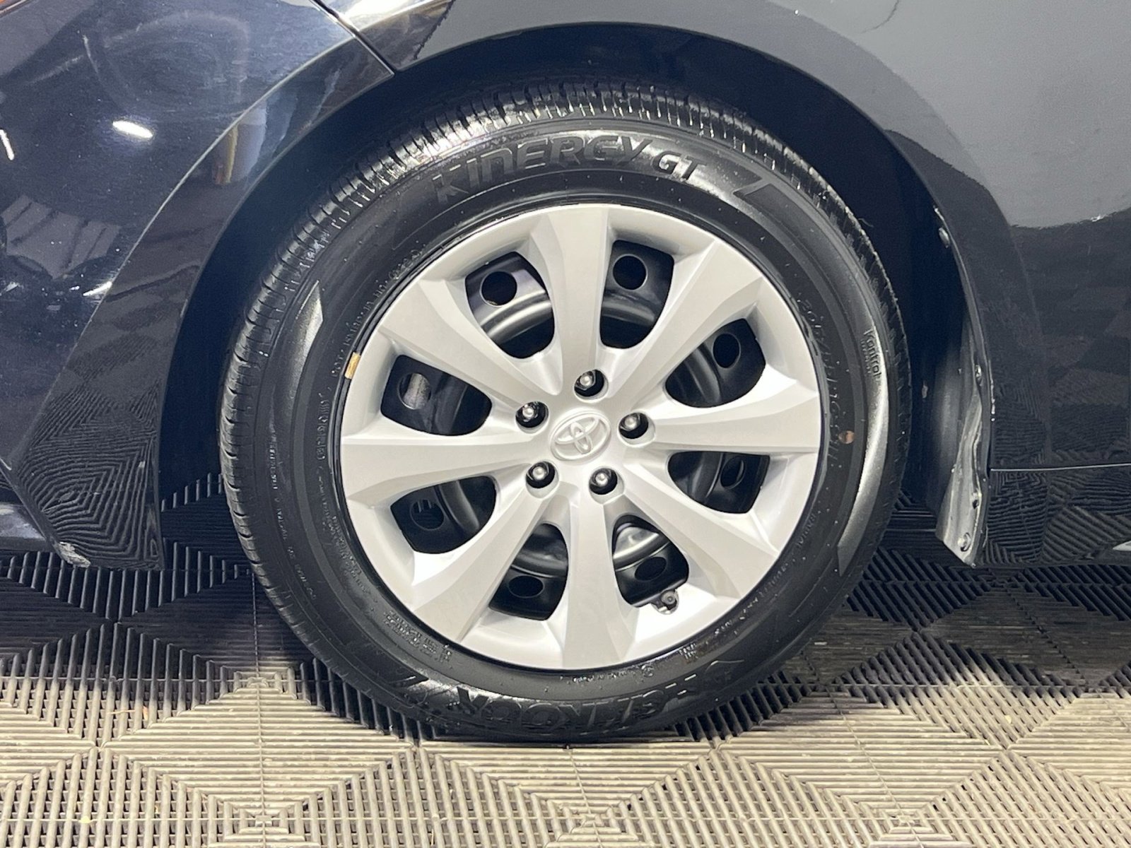 Used 2024 Toyota Corolla LE image 12
