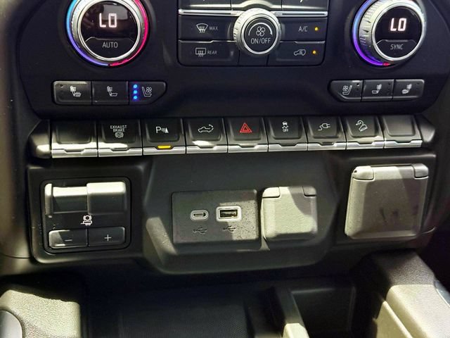 Used 2022 Chevrolet Silverado 2500 High Country AWD/4WD image 33