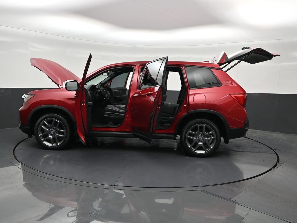 Used 2023 Honda Passport EX-L image 32