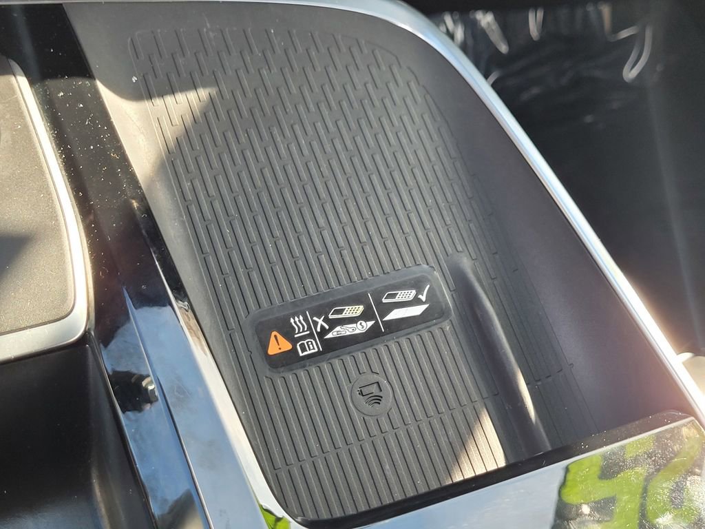 Used 2025 Buick Enclave Sport Touring image 21