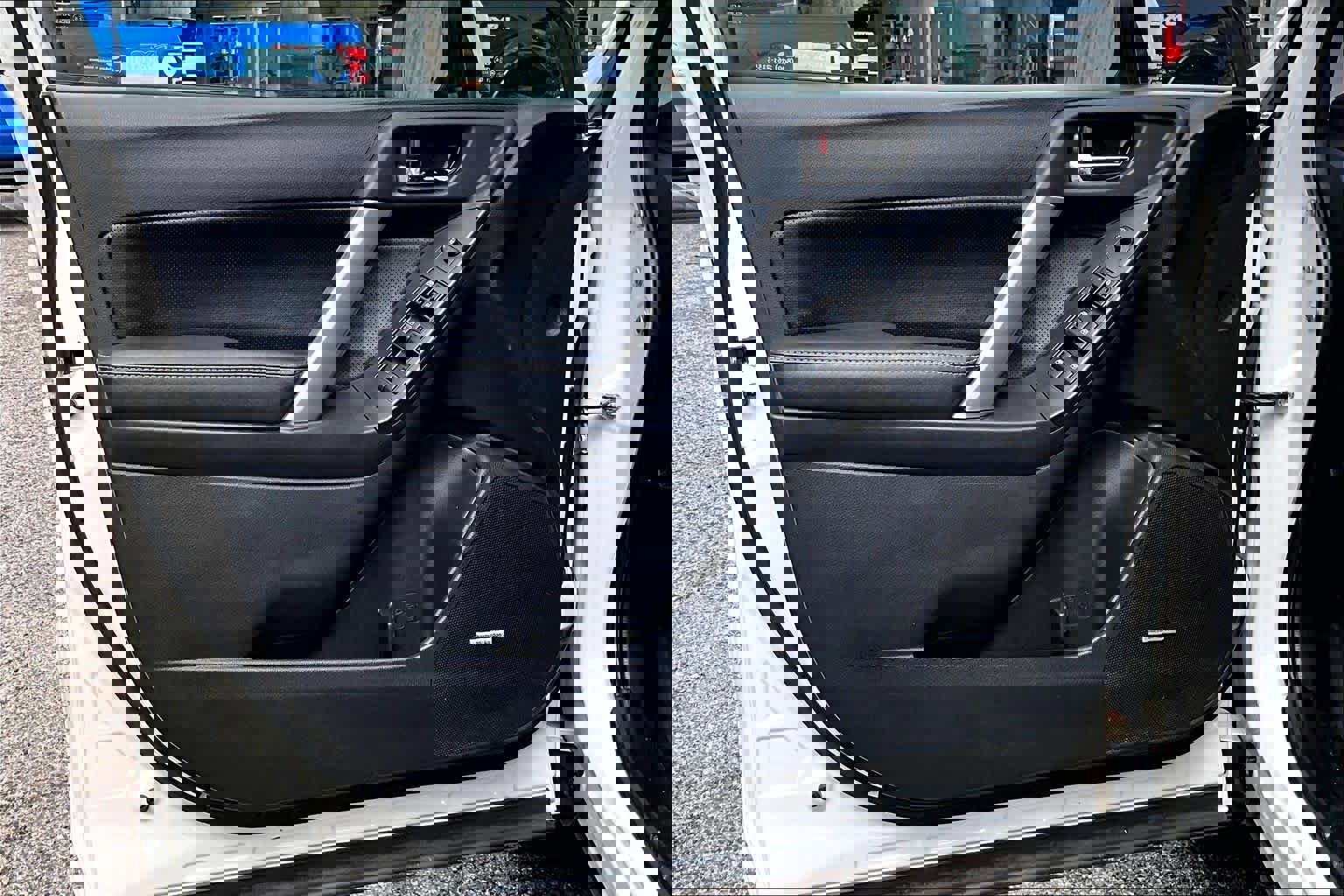 Used 2016 Subaru Forester 2.0XT Touring w/ Eyesight & Navigation System image 22