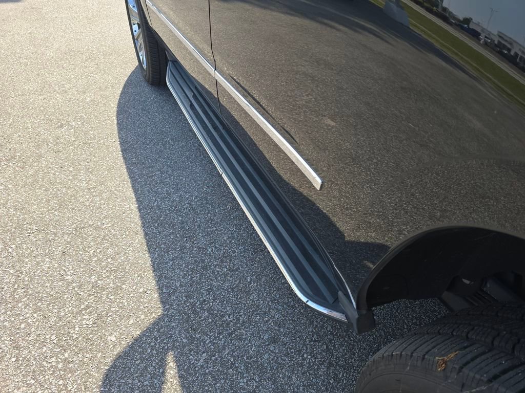 Used 2016 GMC Yukon Denali w/ Open Road Package image 13