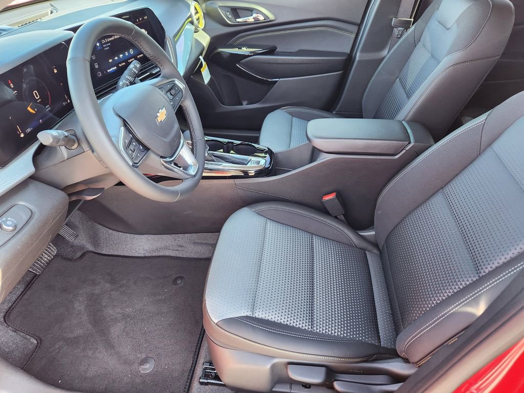 New 2026 Chevrolet Trax LT w/ Driver Confidence Package image 8