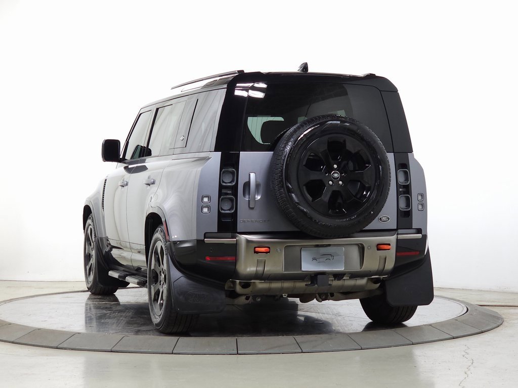 Used 2022 Land Rover Defender 110 X image 3