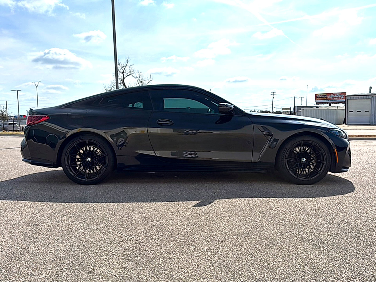 Used 2025 BMW M4 Competition w/ Executive Package image 5