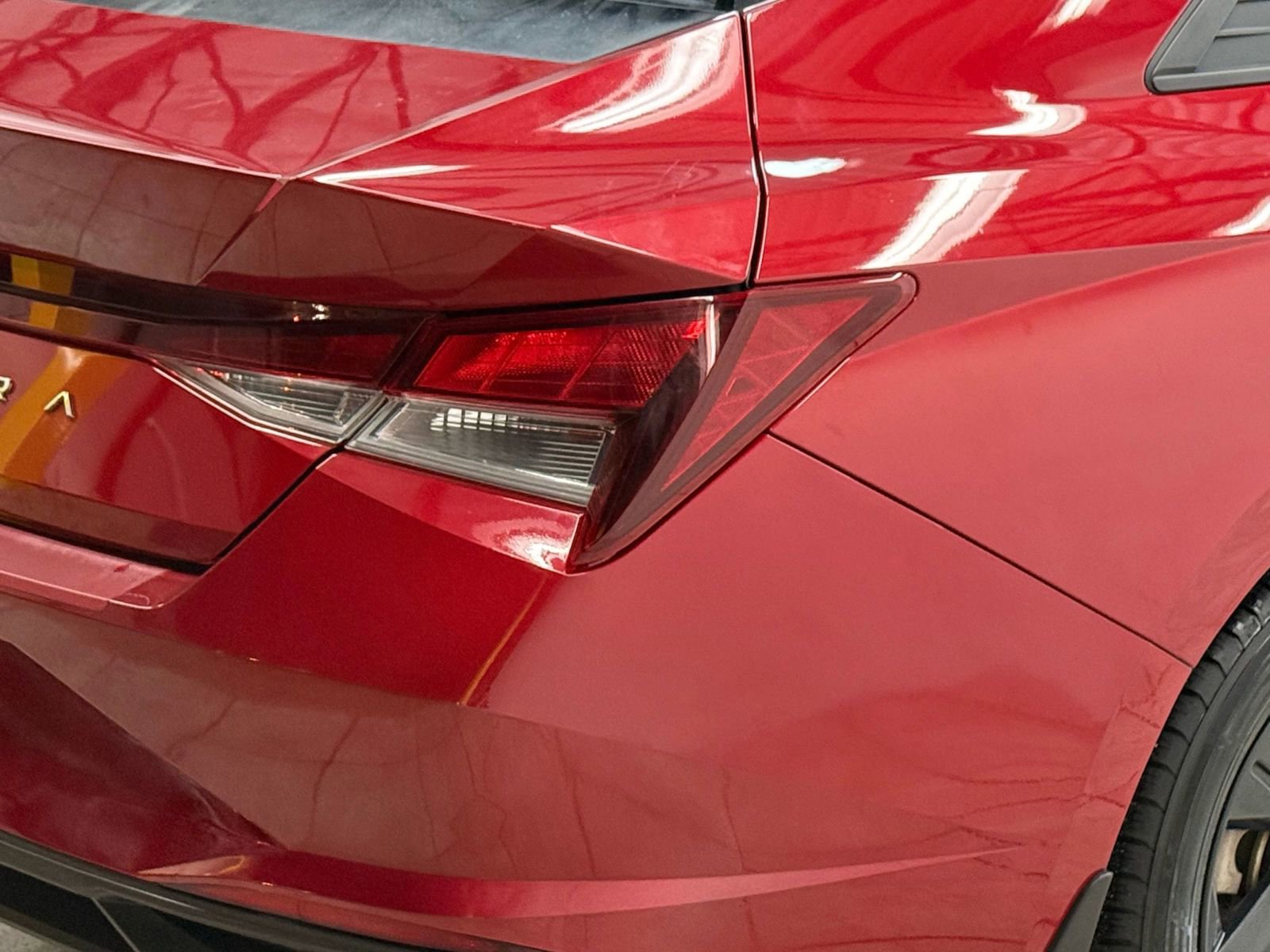 Used 2023 Hyundai Elantra SEL image 10