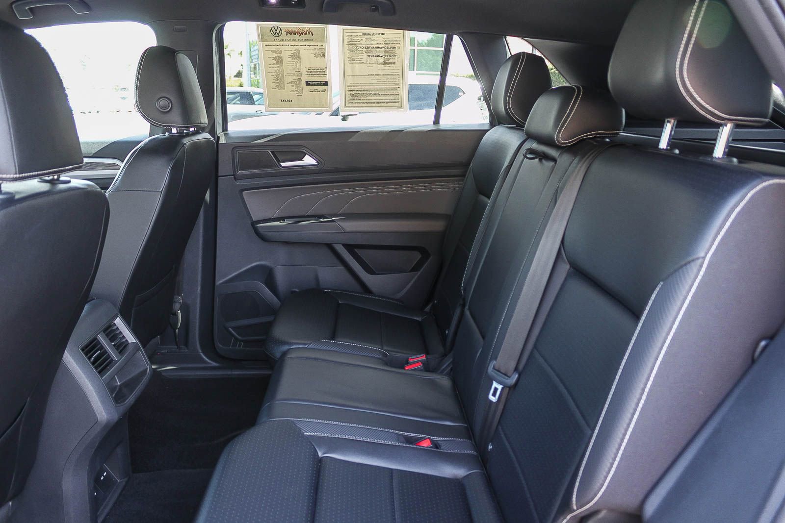 Certified 2022 Volkswagen Atlas Cross Sport SE image 17