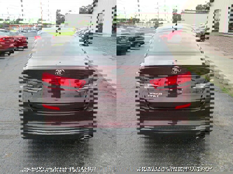 Used 2020 Kia Optima LX image 5