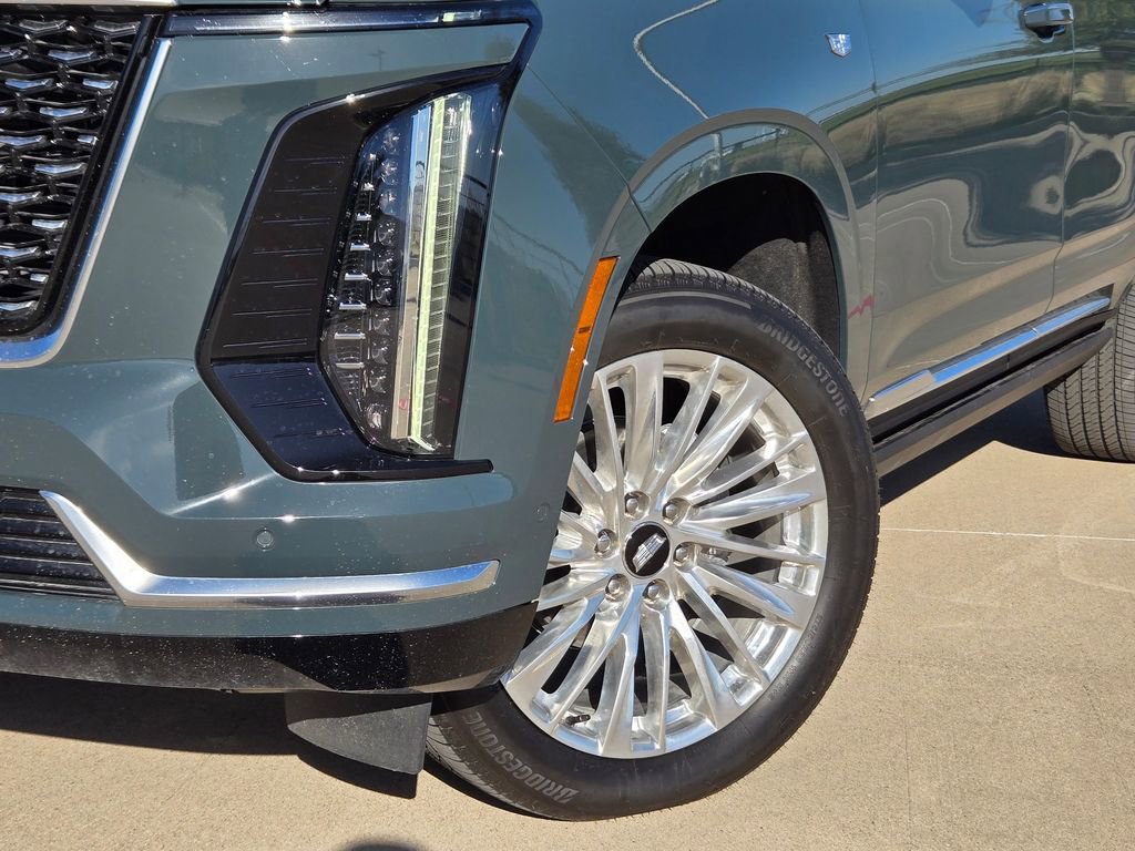 New 2026 Cadillac Escalade Luxury w/ LPO, Floor Liner Package image 7