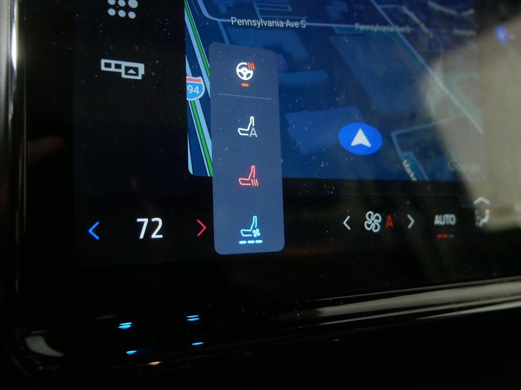 Used 2025 Ford Expedition Tremor image 28