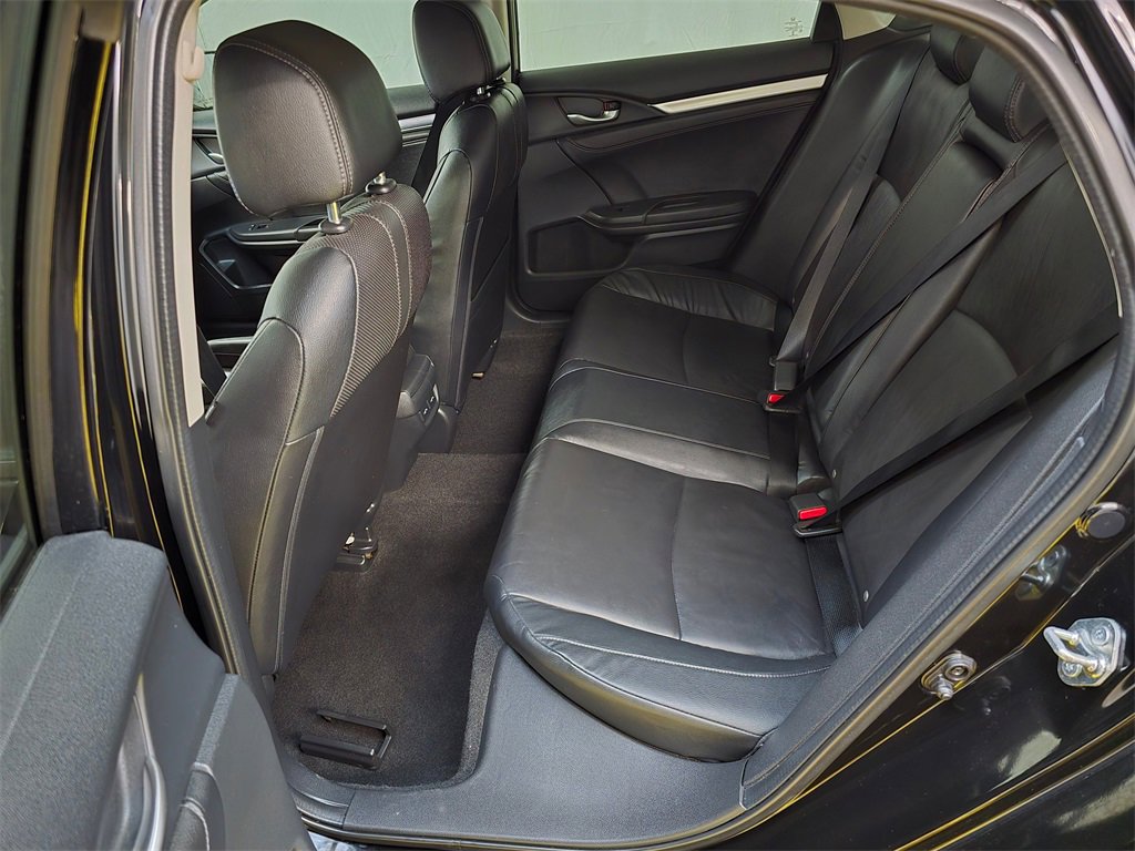 Used 2016 Honda Civic Touring image 16
