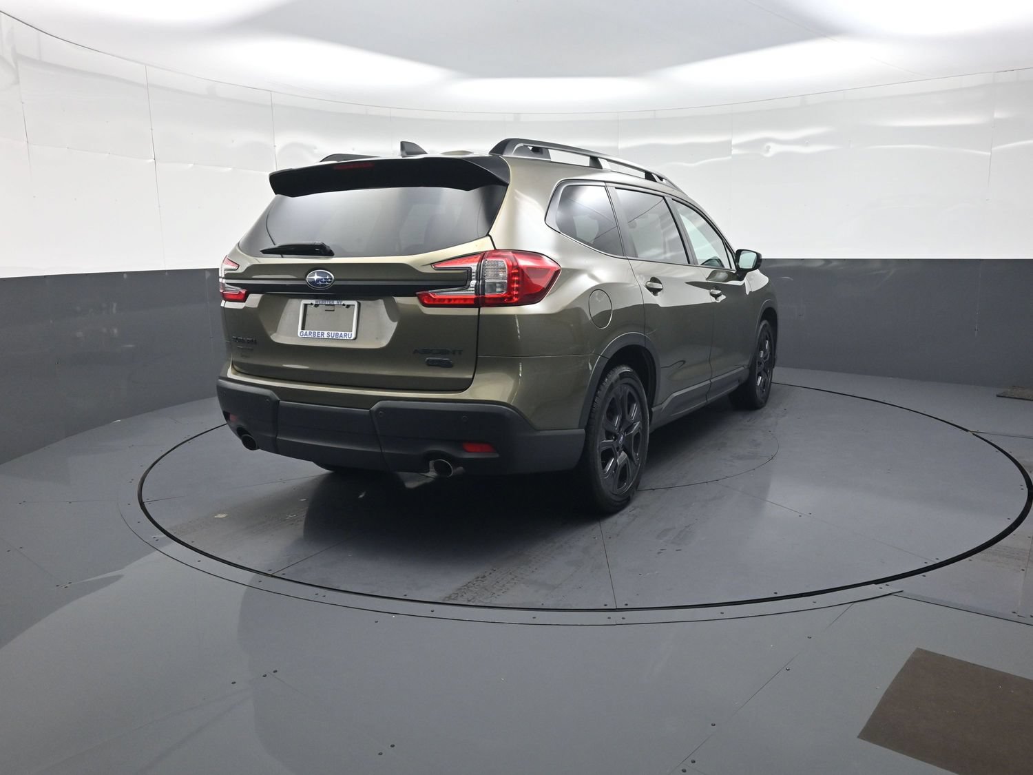Used 2024 Subaru Ascent Onyx Edition AWD/4WD image 3