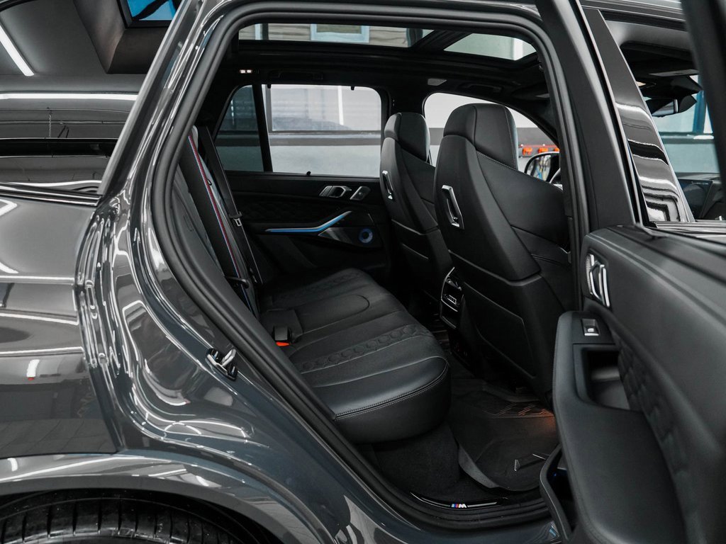 Used 2024 BMW X5 M Competition w/ Executive Package image 33