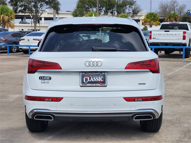 Used 2022 Audi Q5 2.0T Premium w/ Convenience Package image 6