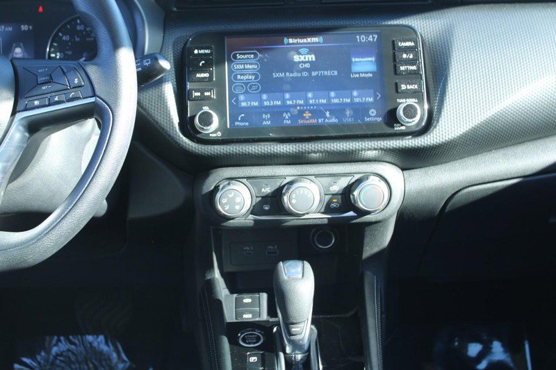 Used 2024 Nissan Kicks SV image 16