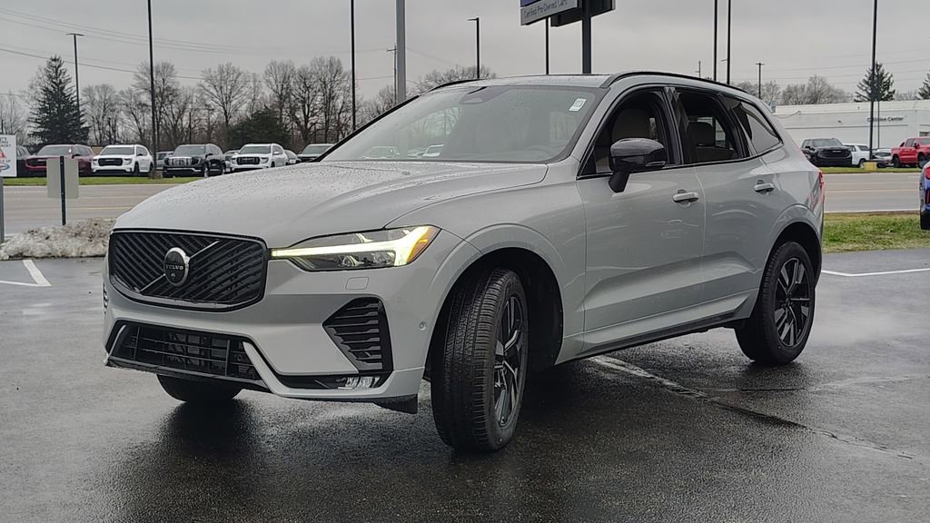 New 2026 Volvo XC60 B5 Plus w/ Climate Package AWD/4WD image 6