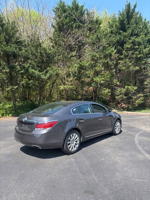Used 2013 Buick LaCrosse Premium w/ Entertainment Package FWD image 7