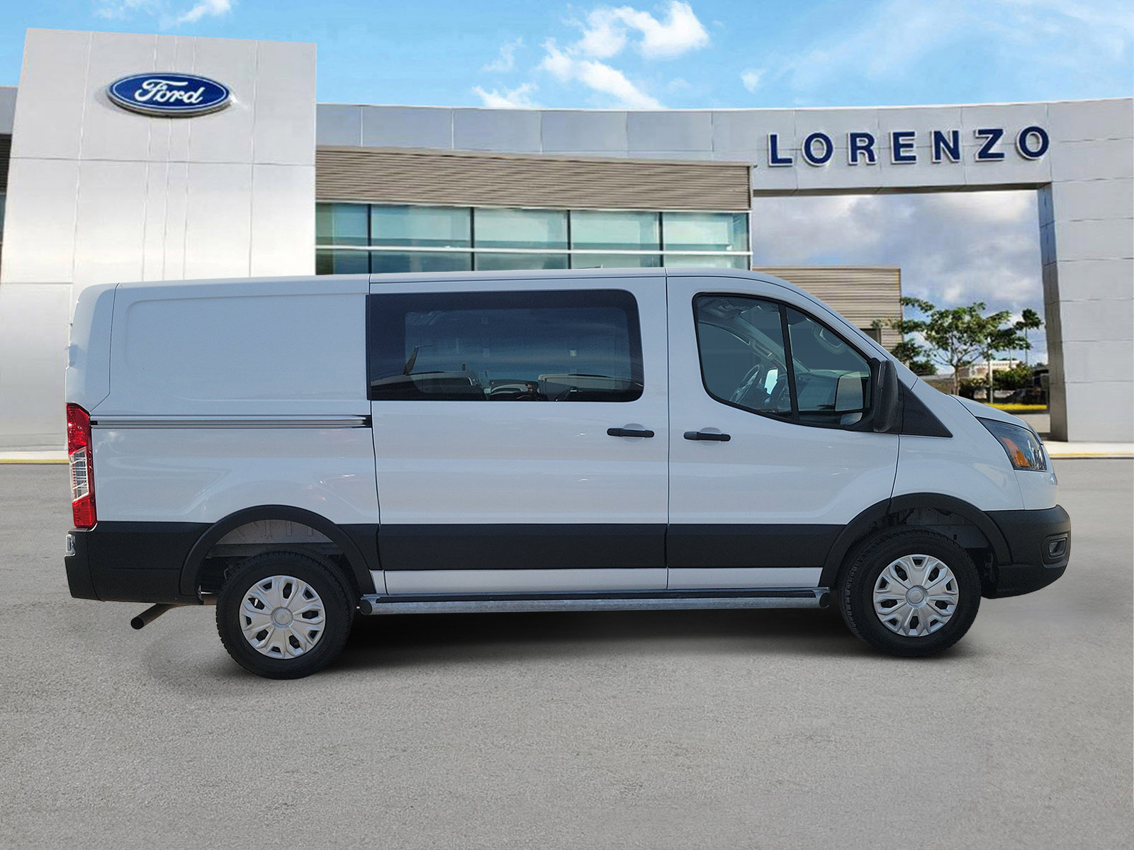 Used 2025 Ford Transit 250 Low Roof w/ Exterior Upgrade Package RWD image 4