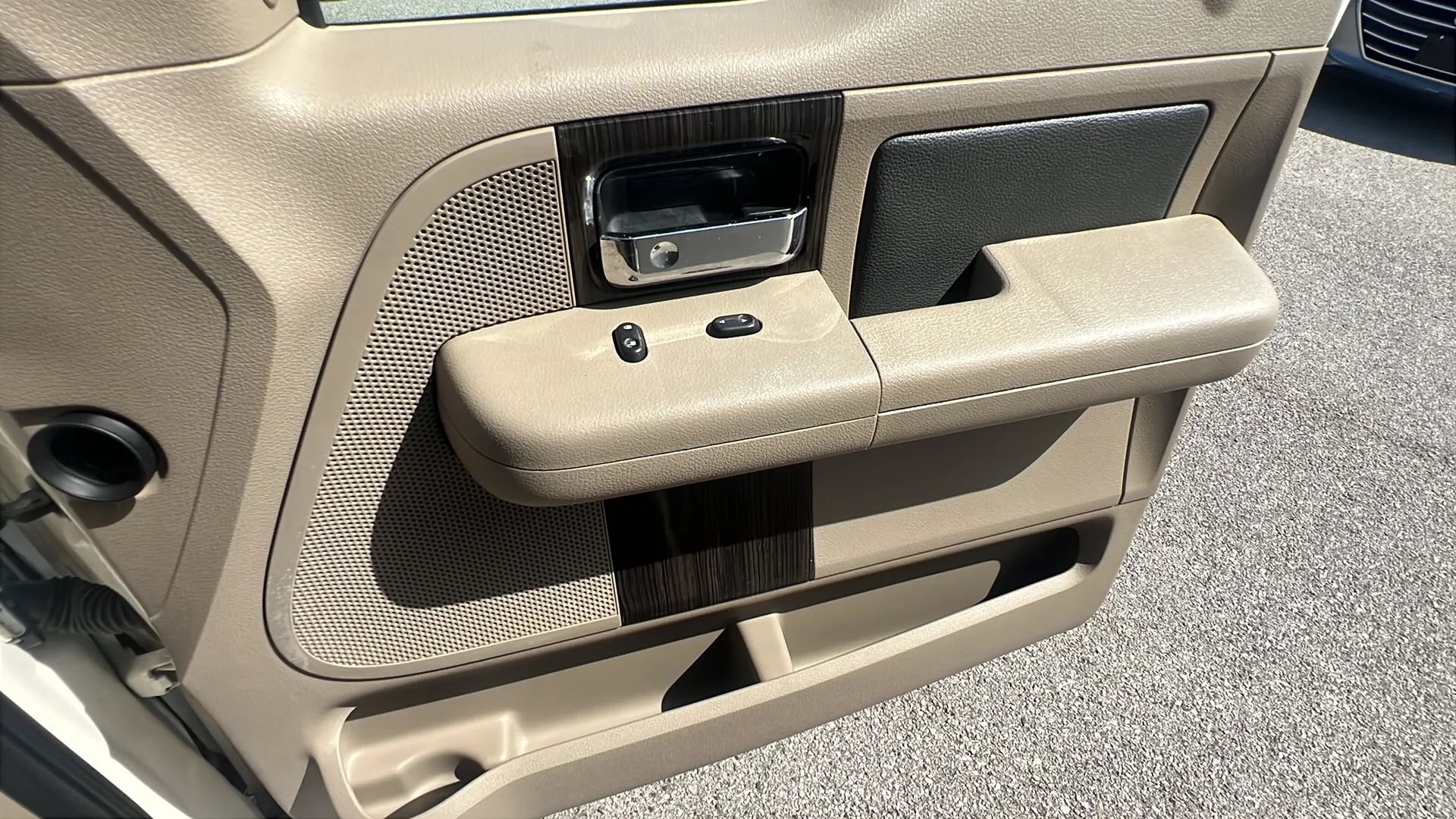 Used 2008 Ford F150 Limited RWD image 21