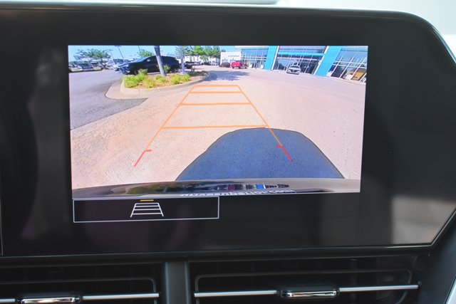 Used 2025 Chevrolet Trax LS w/ LS Convenience Package FWD image 24