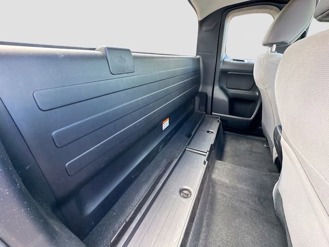 Used 2022 Toyota Tacoma SR AWD/4WD image 17