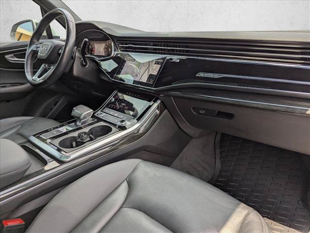 Used 2021 Audi Q7 2.0T Premium Plus w/ Executive Package AWD/4WD image 22