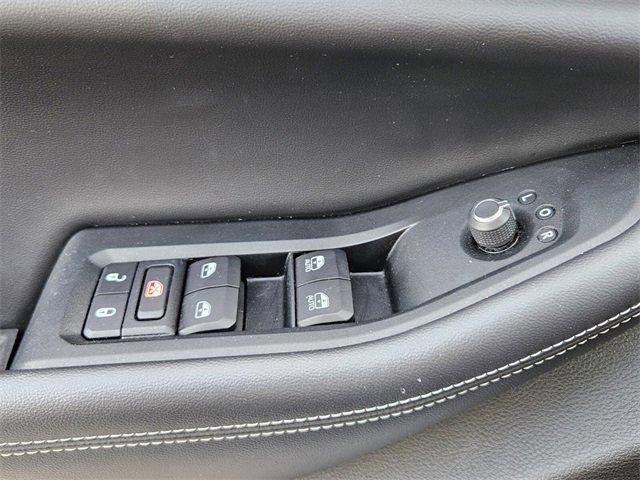 Used 2023 Jeep Grand Cherokee Limited image 17