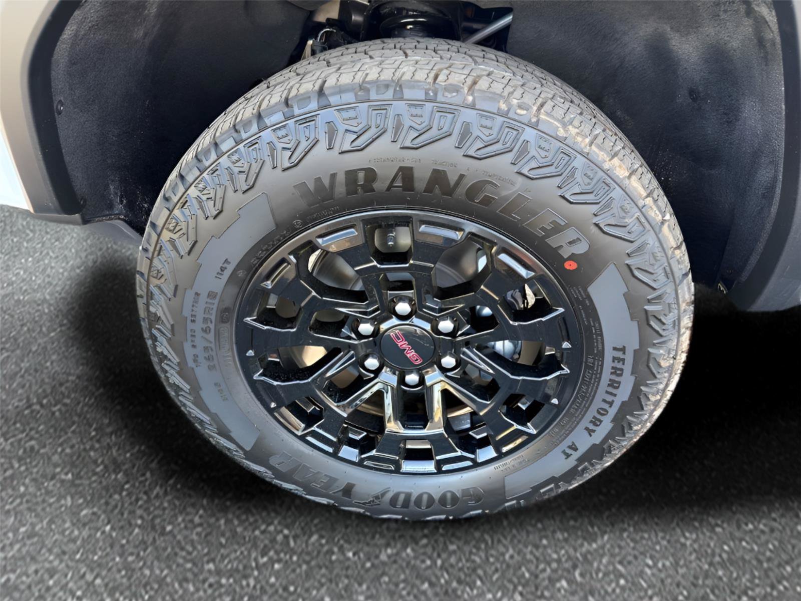 New 2026 GMC Canyon Elevation w/ Convenience Package AWD/4WD image 9