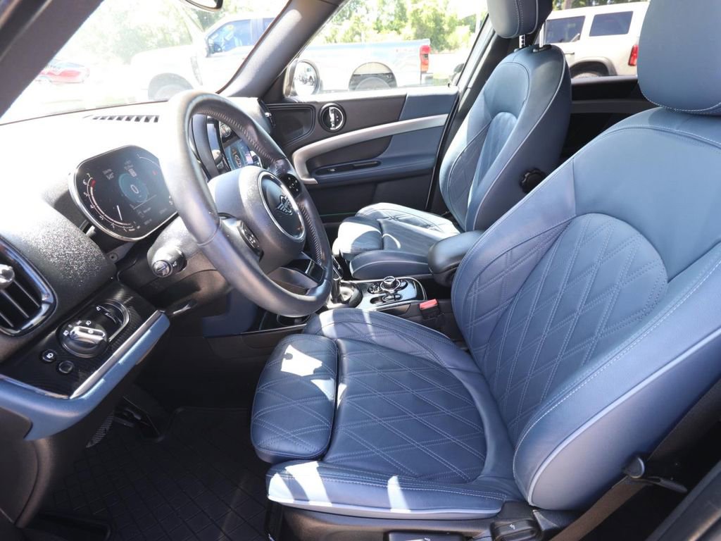 Used 2024 MINI Cooper Countryman S w/ Signature Upholstery Package image 2