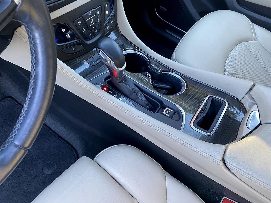 Used 2020 Buick Envision Premium w/ Driver Confidence Package image 19