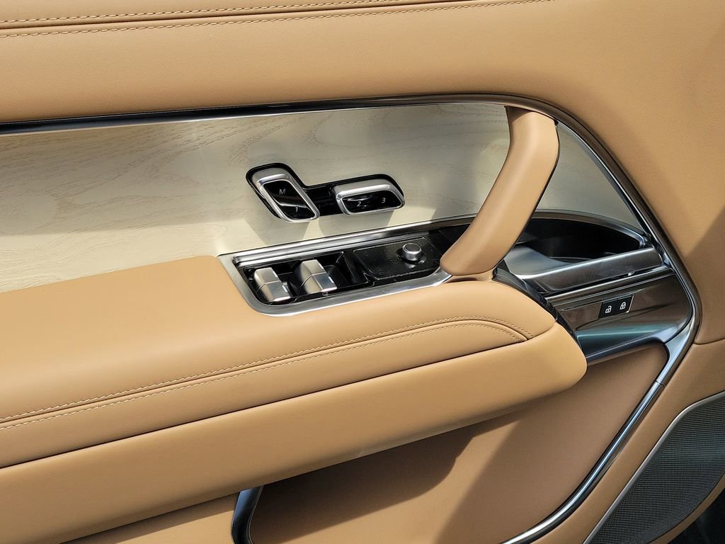 New 2026 Land Rover Range Rover SV AWD/4WD image 24