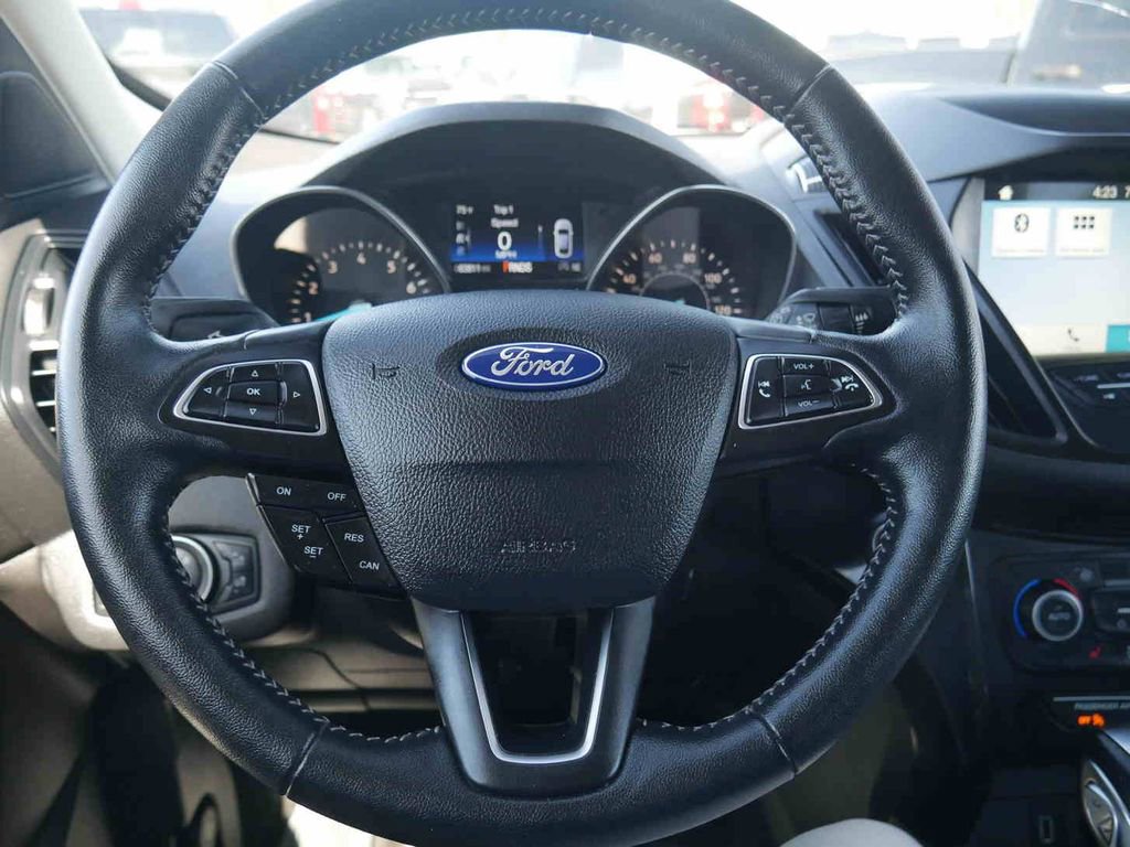 Used 2019 Ford Escape SE image 33