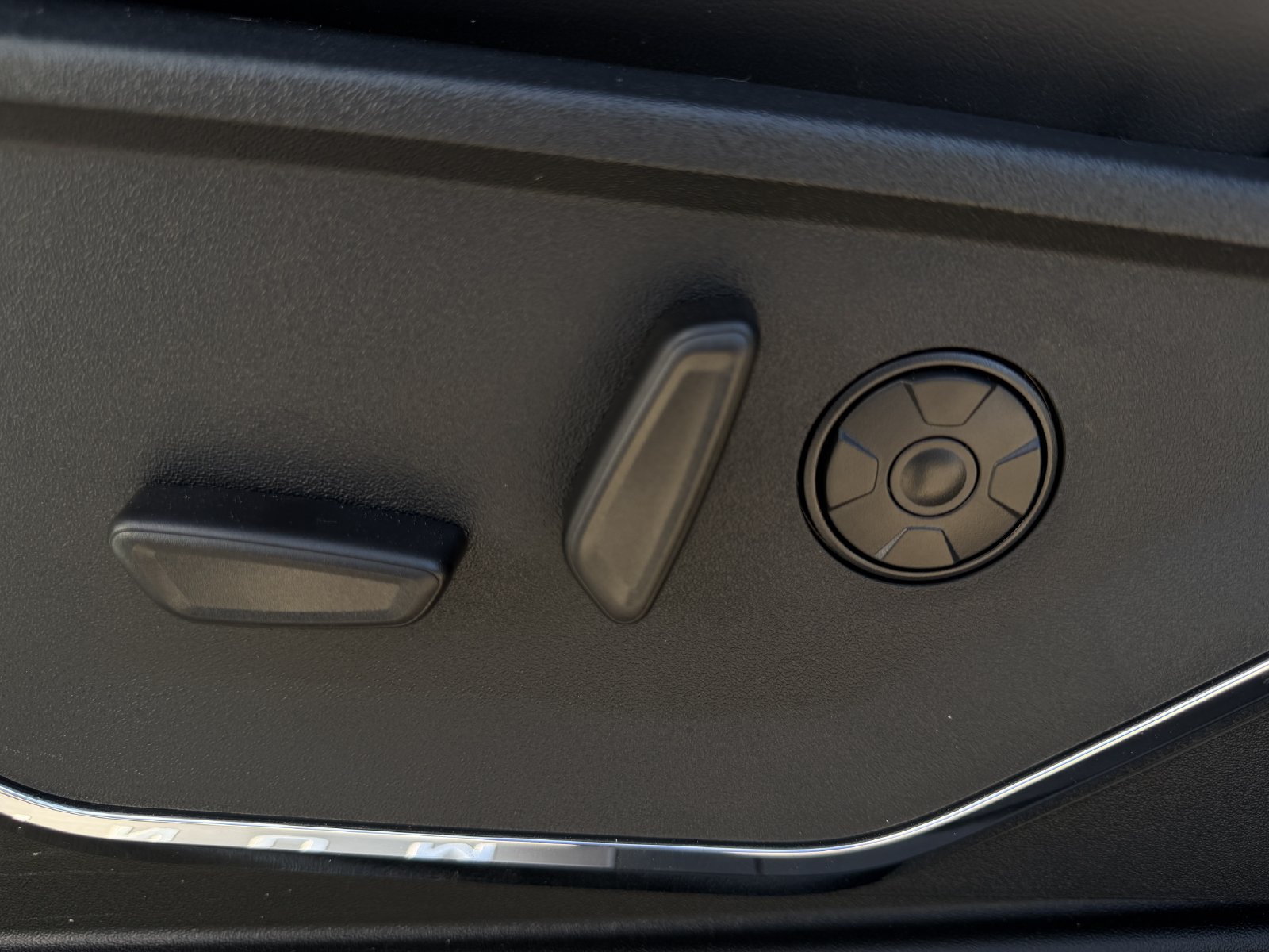 New 2026 Ford F350 Platinum AWD/4WD image 26