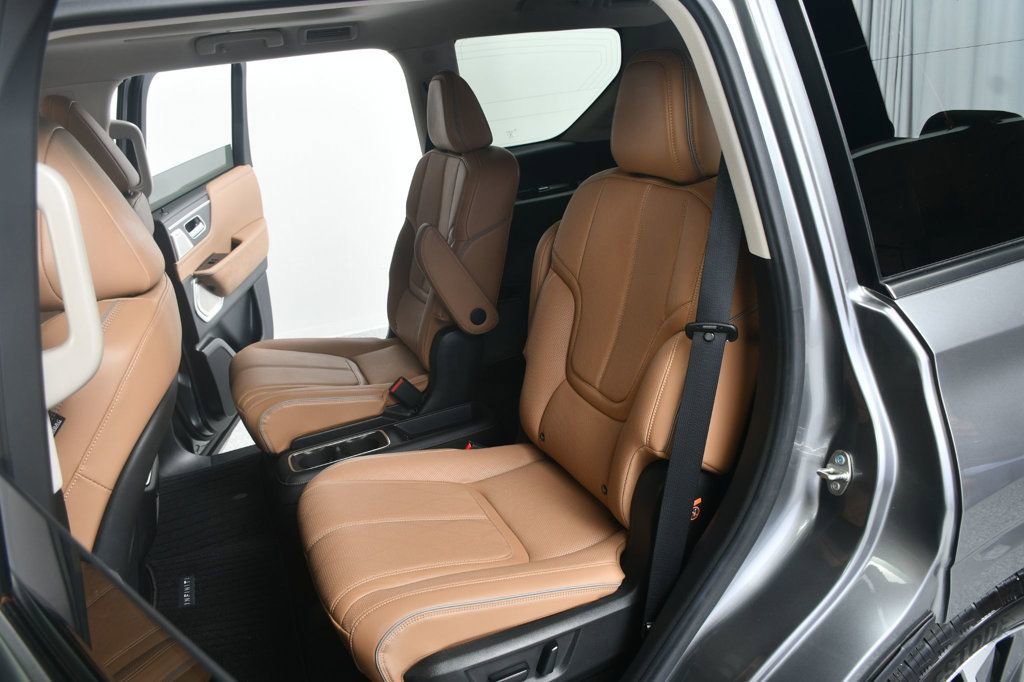 Used 2025 INFINITI QX80 Sensory image 34