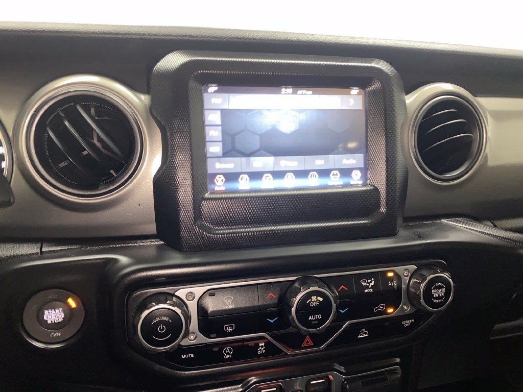 Used 2023 Jeep Gladiator Sport AWD/4WD image 23