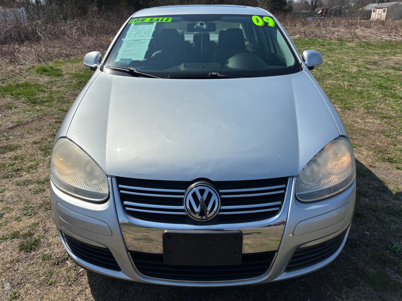 Used 2009 Volkswagen Jetta SE FWD image 2