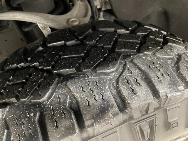 Used 2021 GMC Sierra 1500 AT4 w/ AT4 Value Package image 8