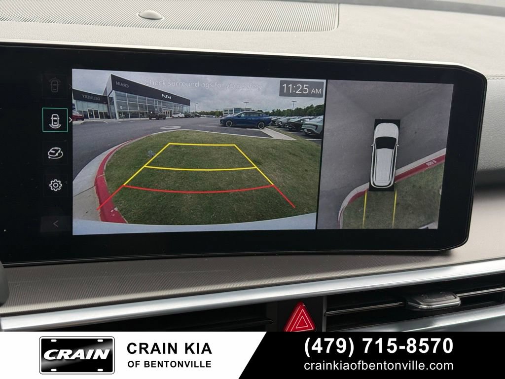 Certified 2025 Kia Sorento SX FWD image 17