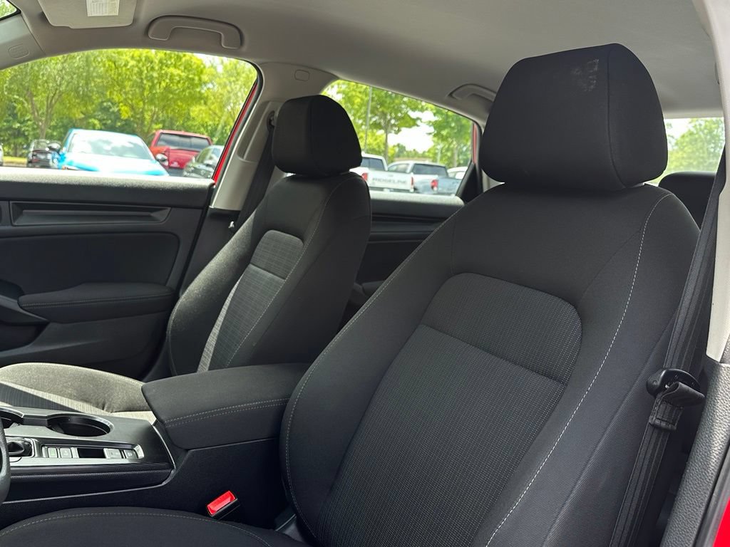 Certified 2025 Honda Civic LX image 25