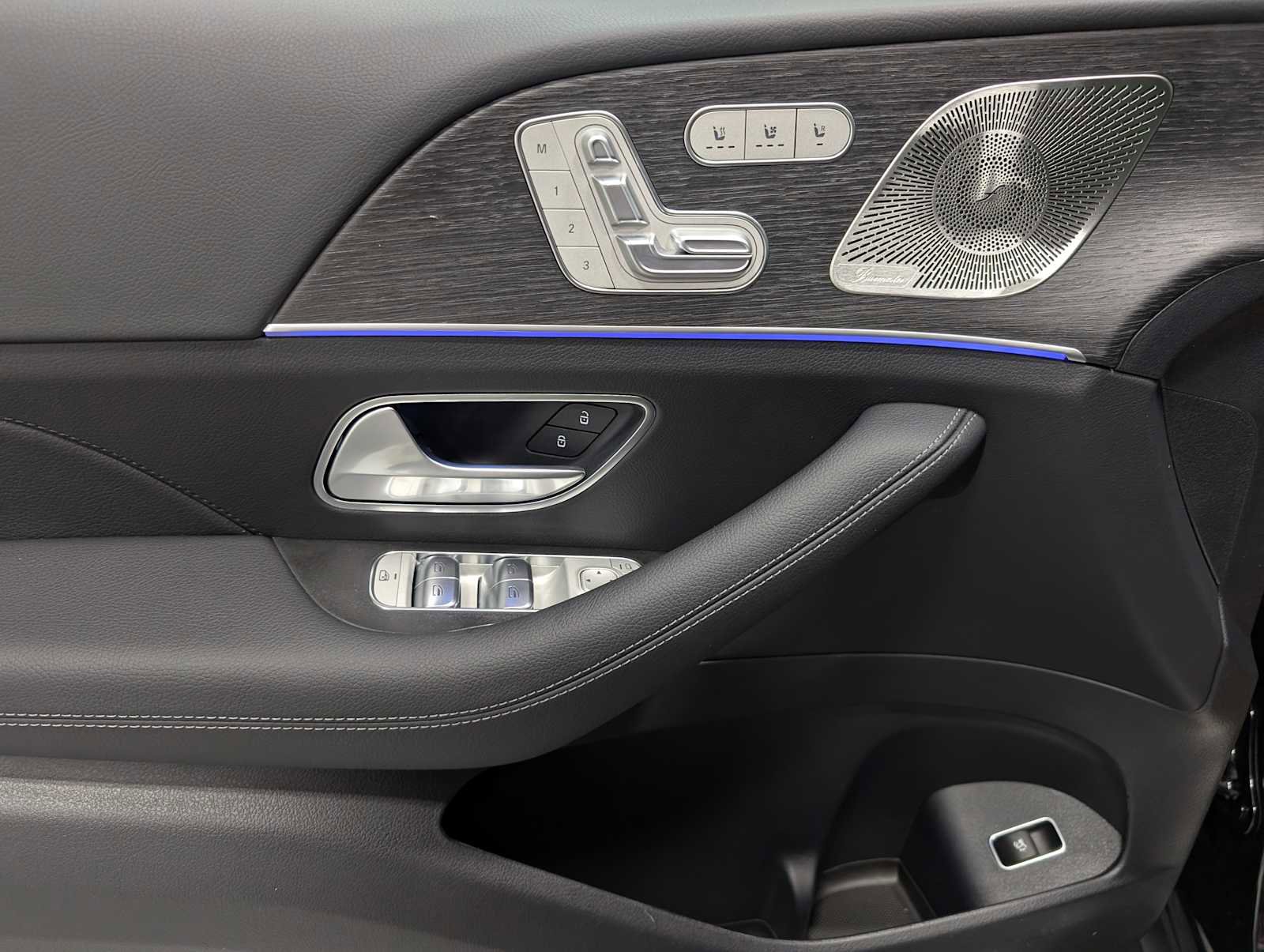 New 2026 Mercedes-Benz GLS 450 4MATIC image 34