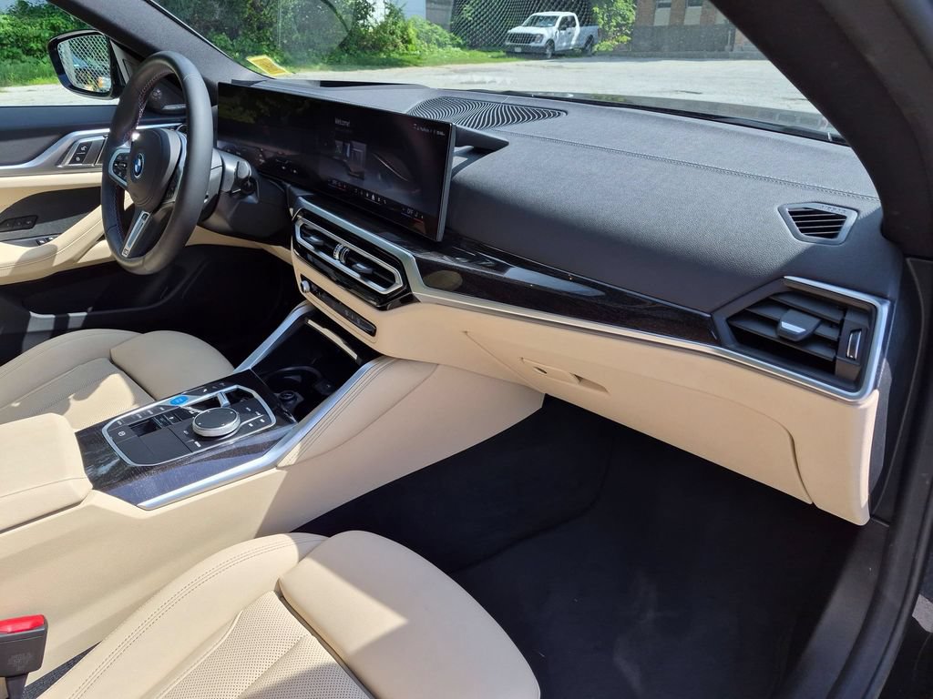 Used 2024 BMW i4 M50 AWD/4WD image 31