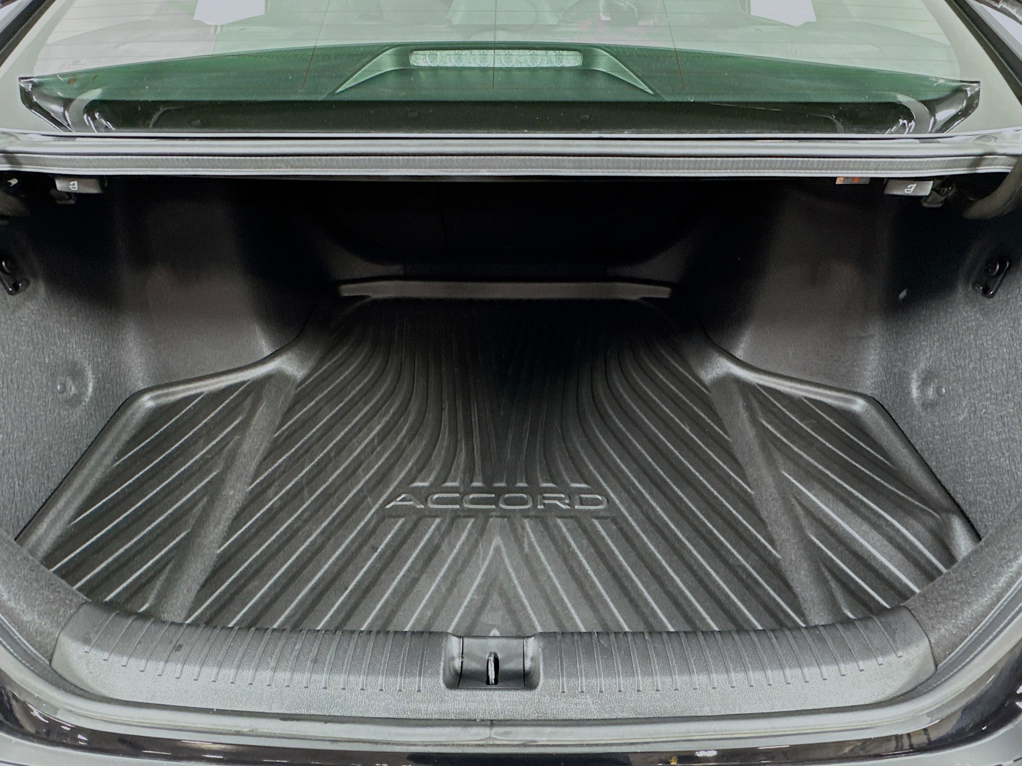 Certified 2023 Honda Accord Touring image 28